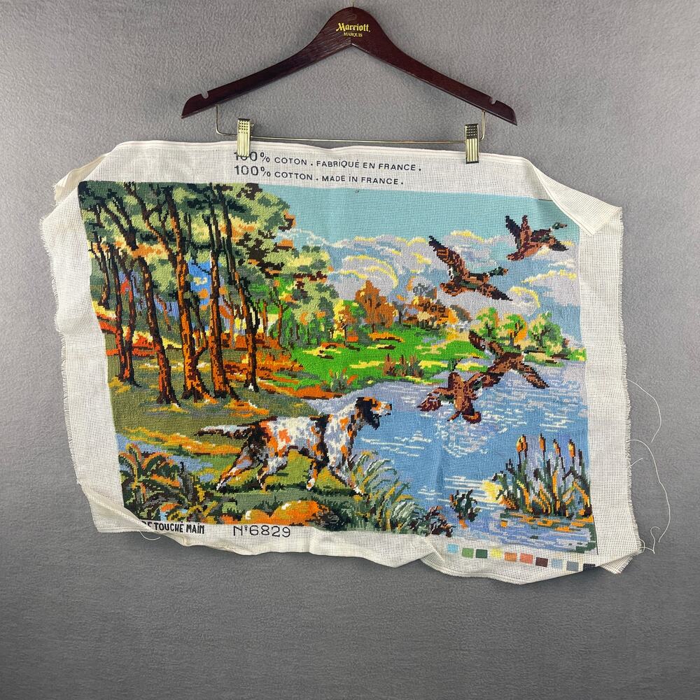 Vintage Hunting Dog Ducks Cross Stitch (for framing or pillow) 26 x 18